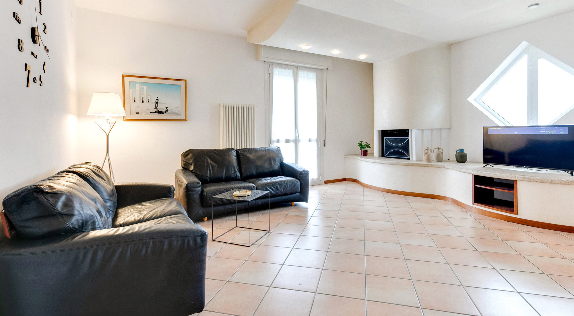 media.Slide_Aurora8_1_OndaMareAppartamenti_-IgeaMarina